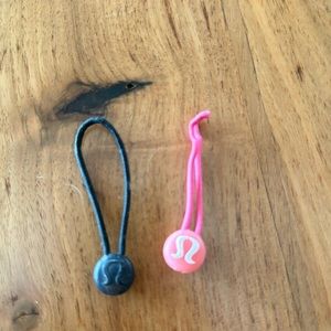 Lululemon zipper pulls/hair ties